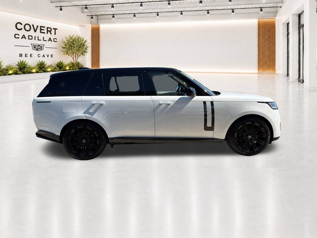 Used 2022 Land Rover Range Rover Long Wheelbase SE AWD/4WD image 12