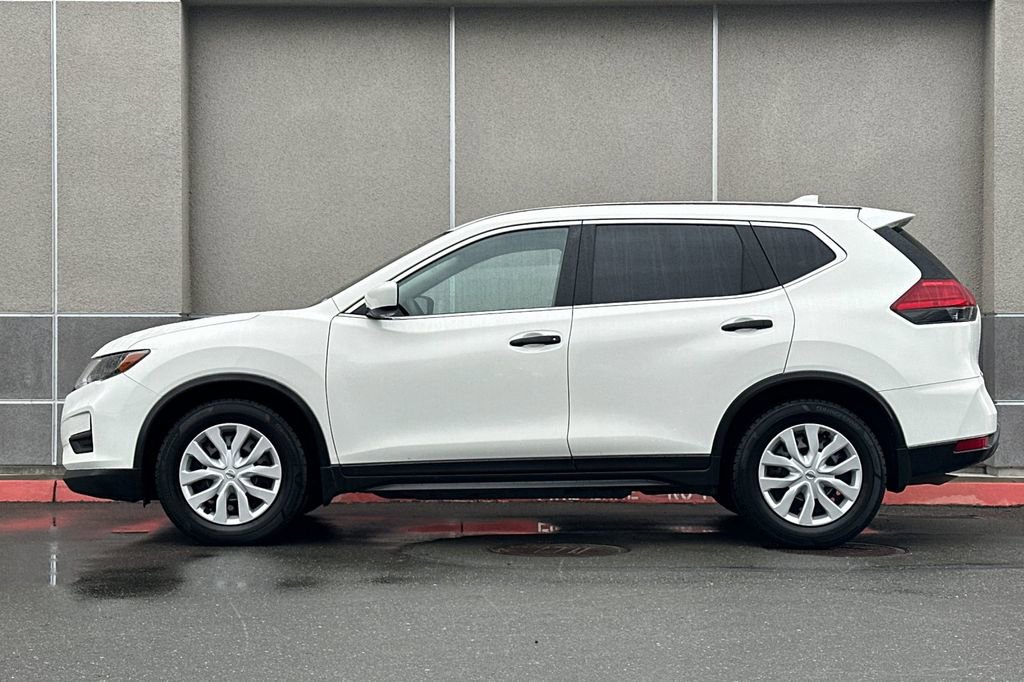 Used 2017 Nissan Rogue S FWD image 7