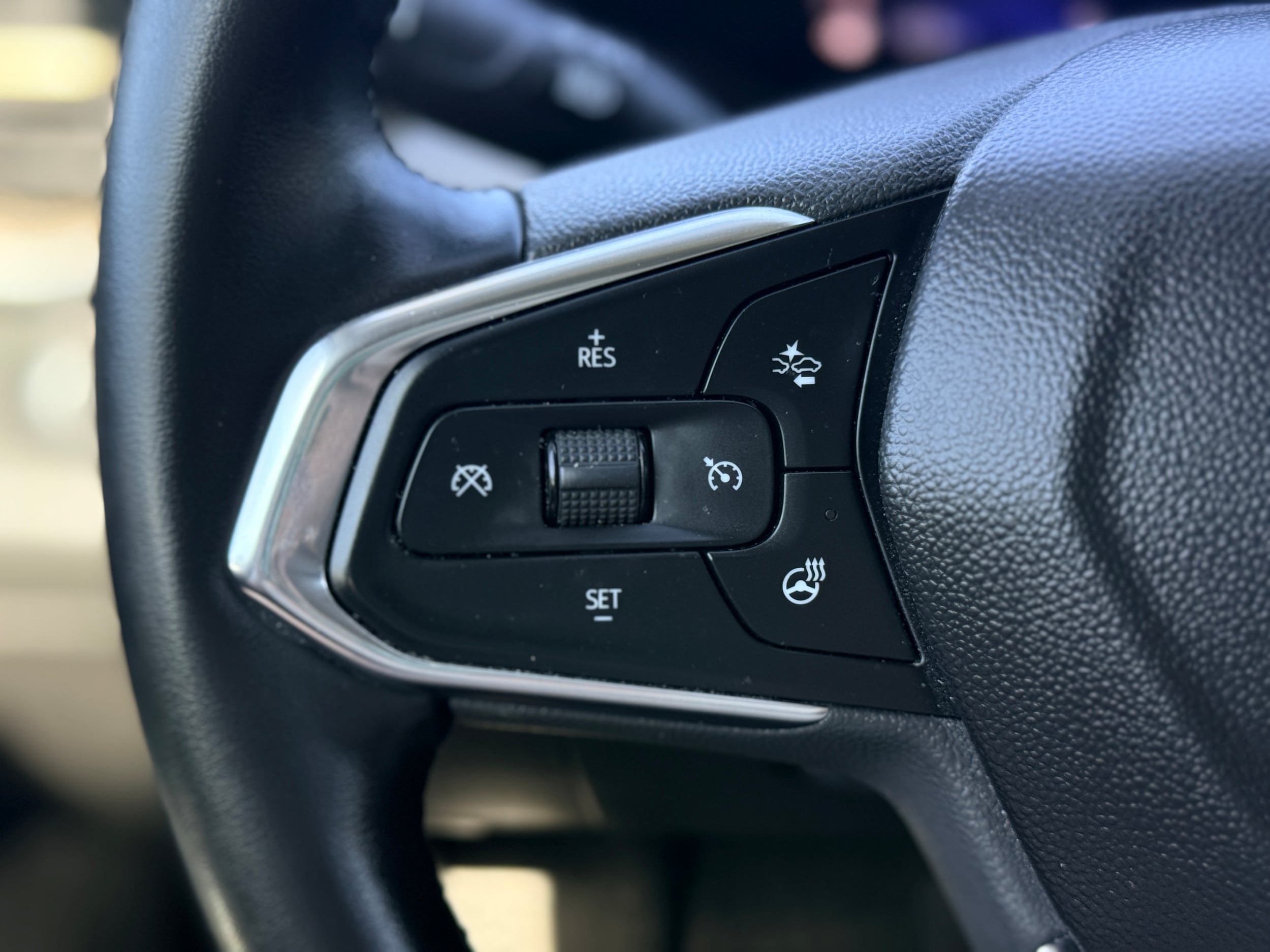 Used 2024 Chevrolet Trax ACTIV FWD image 13