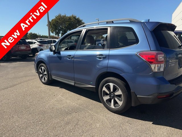 Used 2017 Subaru Forester 2.5i Premium w/ All-Weather Package image 17