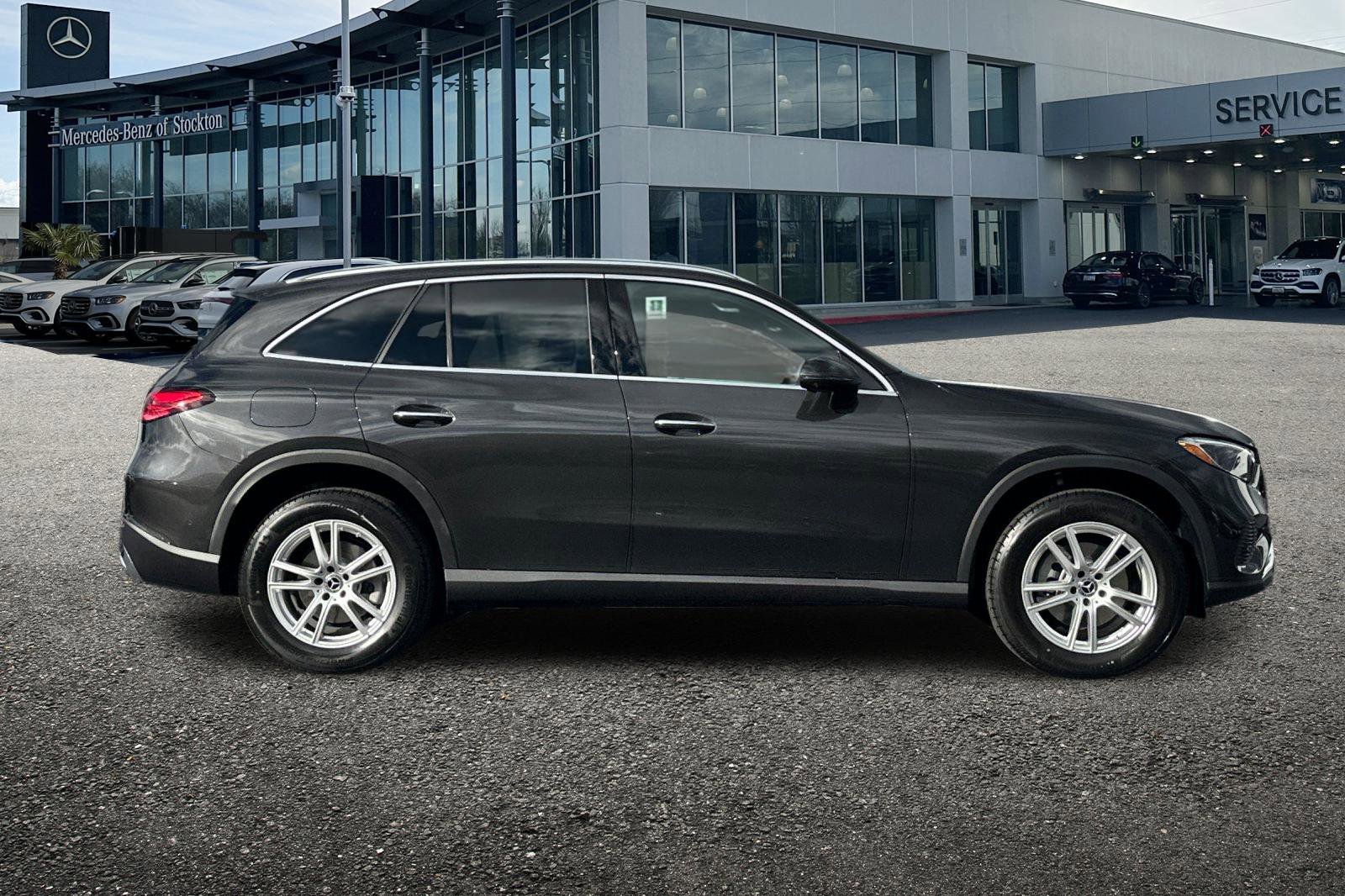 New 2026 Mercedes-Benz GLC 300 4MATIC video 3
