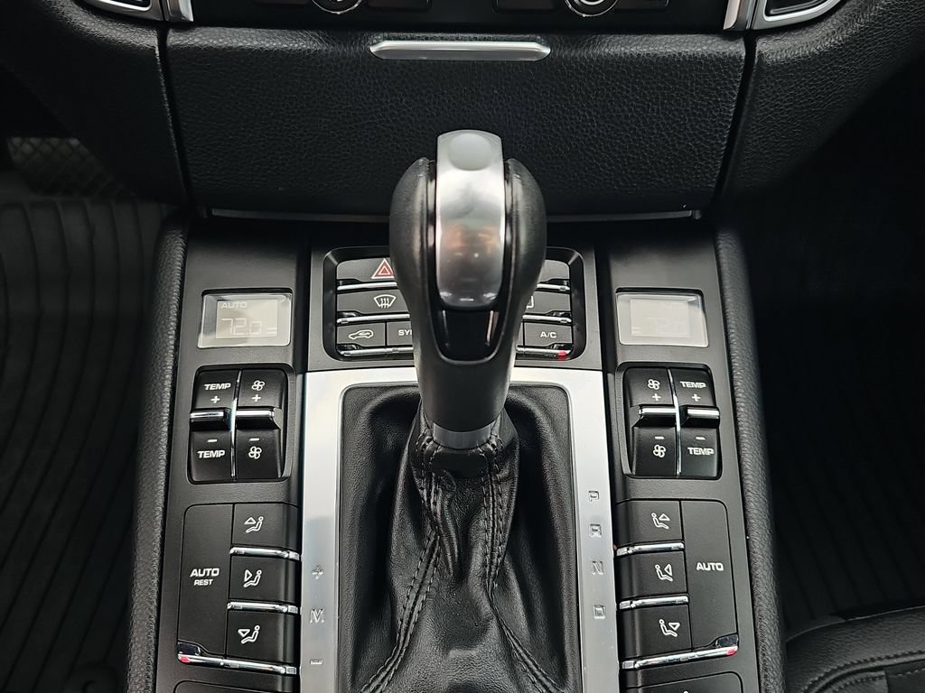 Used 2015 Porsche Macan S AWD/4WD image 24