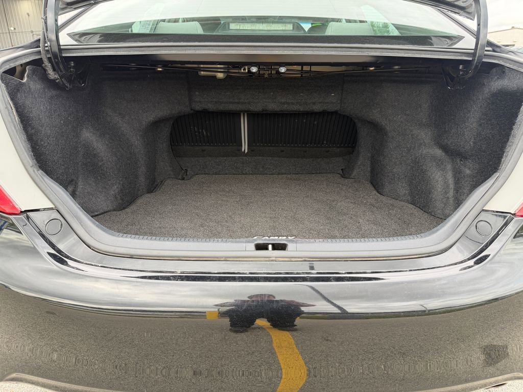 Used 2012 Toyota Camry XLE w/ Leather Pkg FWD image 7