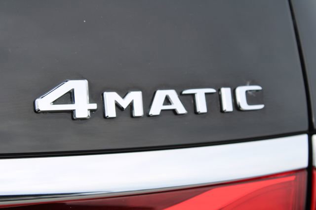 Used 2017 Mercedes-Benz E 400 4MATIC Wagon image 6