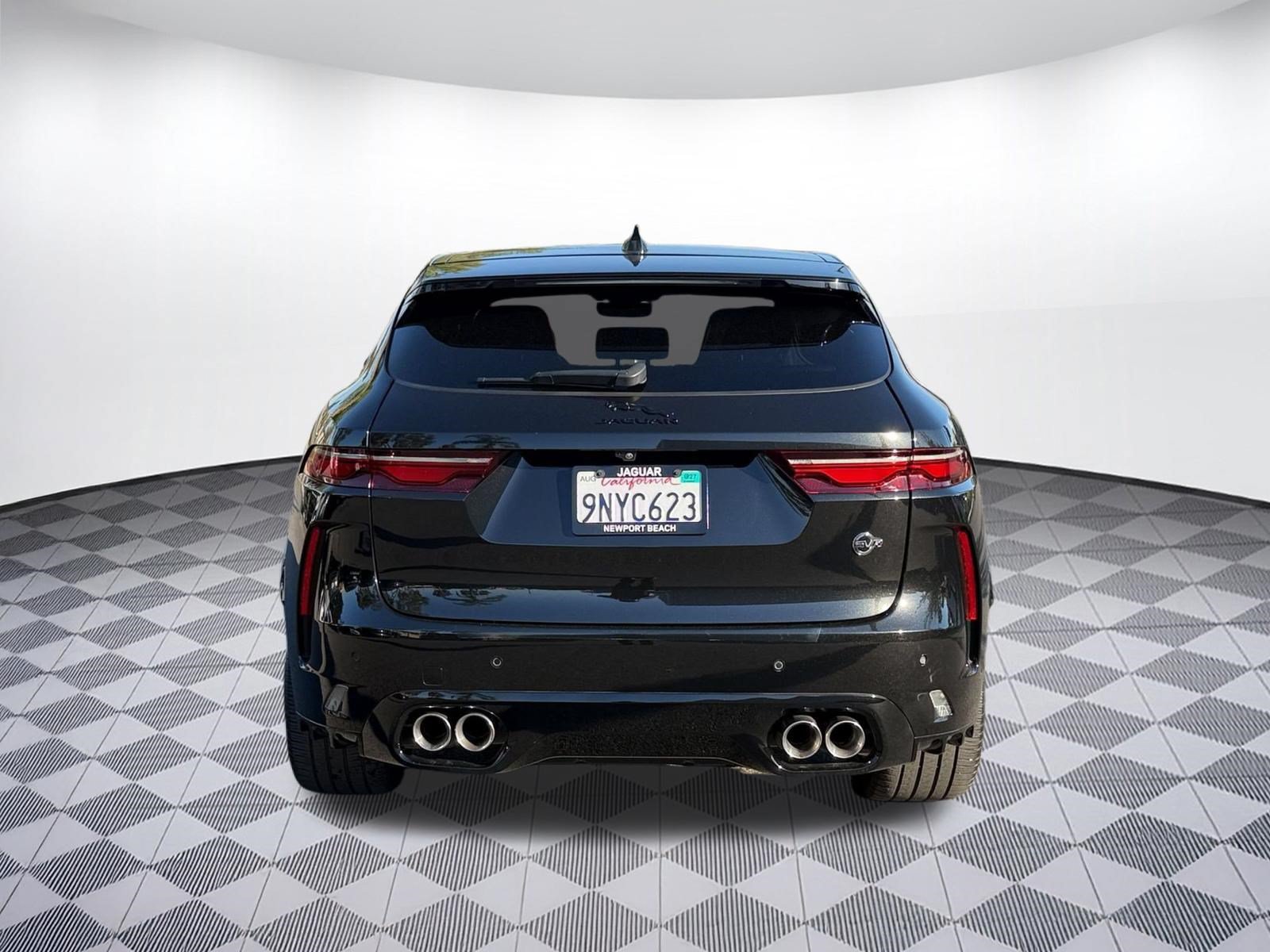 Used 2025 Jaguar F-PACE SVR 575 Edition AWD/4WD image 10