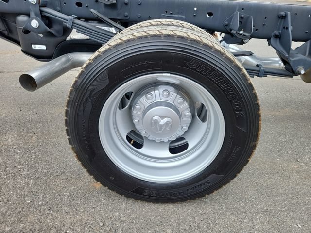 New 2026 RAM 5500 Tradesman AWD/4WD image 7