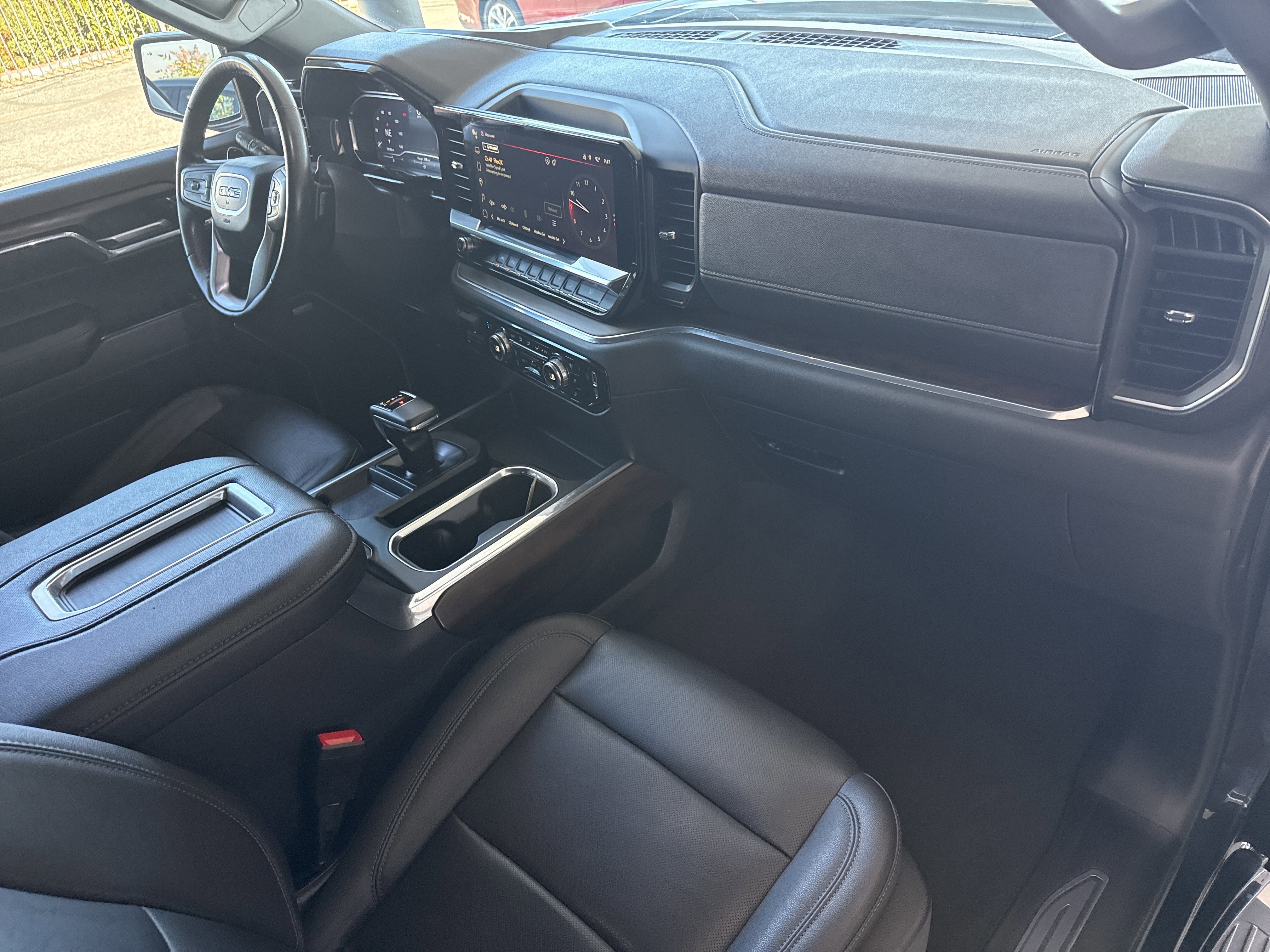 Used 2022 GMC Sierra 1500 SLT w/ SLT Premium Plus Package image 12