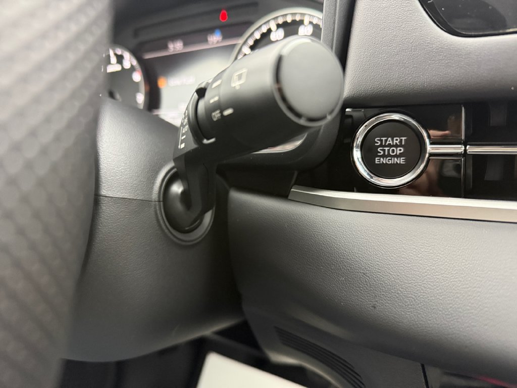 New 2026 Mitsubishi Outlander SE AWD/4WD image 30