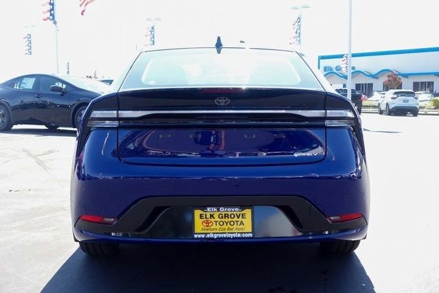 New 2026 Toyota Prius Plug-In Hybrid FWD image 10