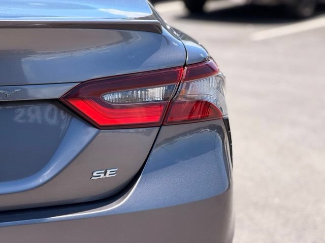 Used 2022 Toyota Camry SE FWD image 11