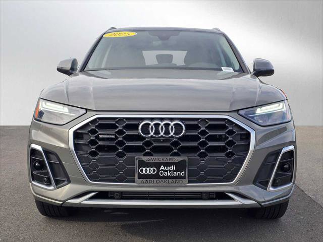 Certified 2025 Audi Q5 2.0T Premium Plus w/ Premium Plus Package image 8