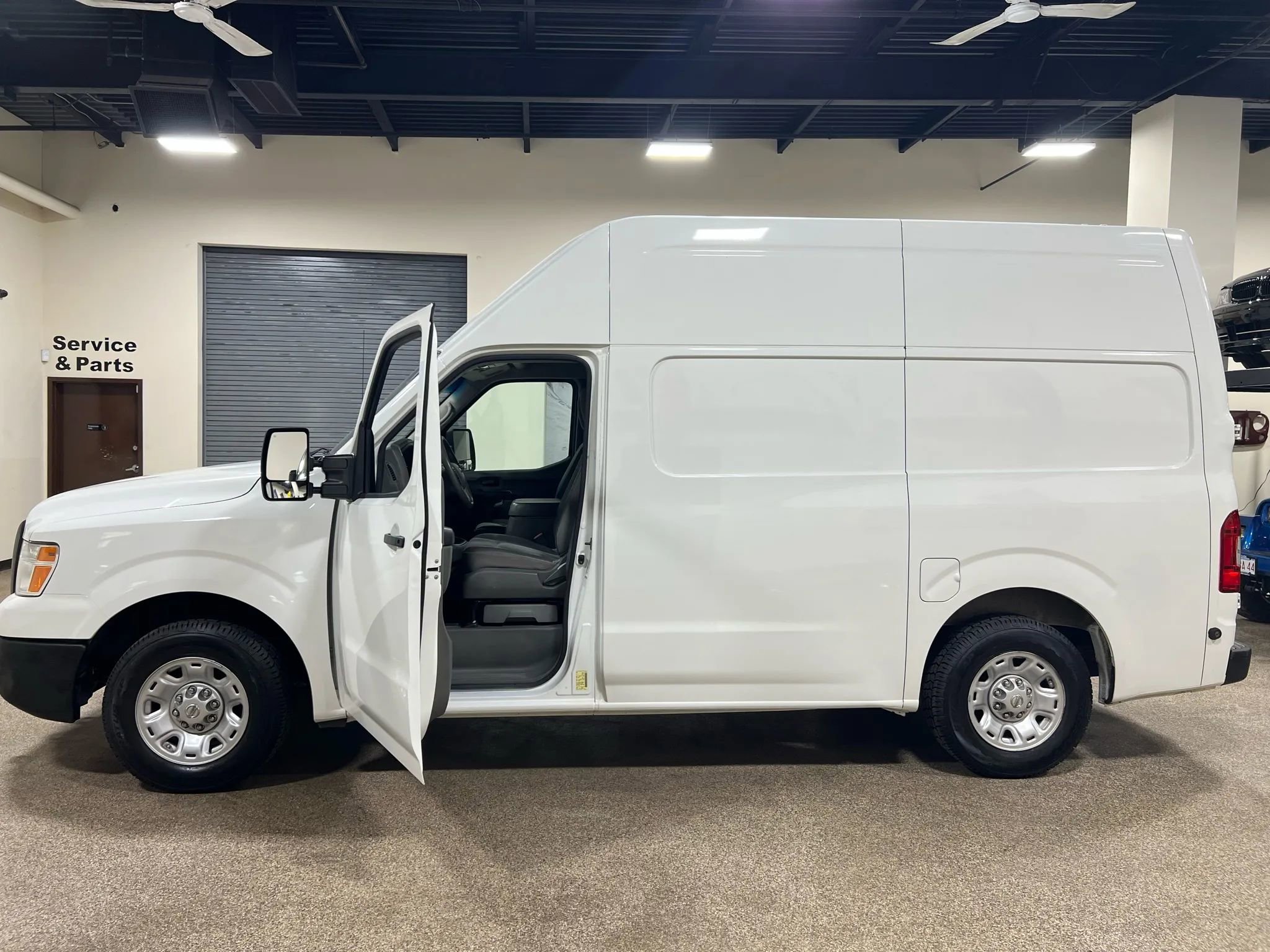 Used 2017 Nissan NV 2500 SV w/ Technology Package image 13