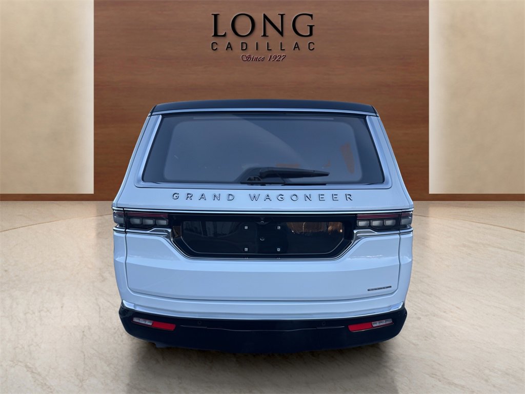 Used 2024 Jeep Grand Wagoneer Series III w/ HD Trailer Tow Package image 4