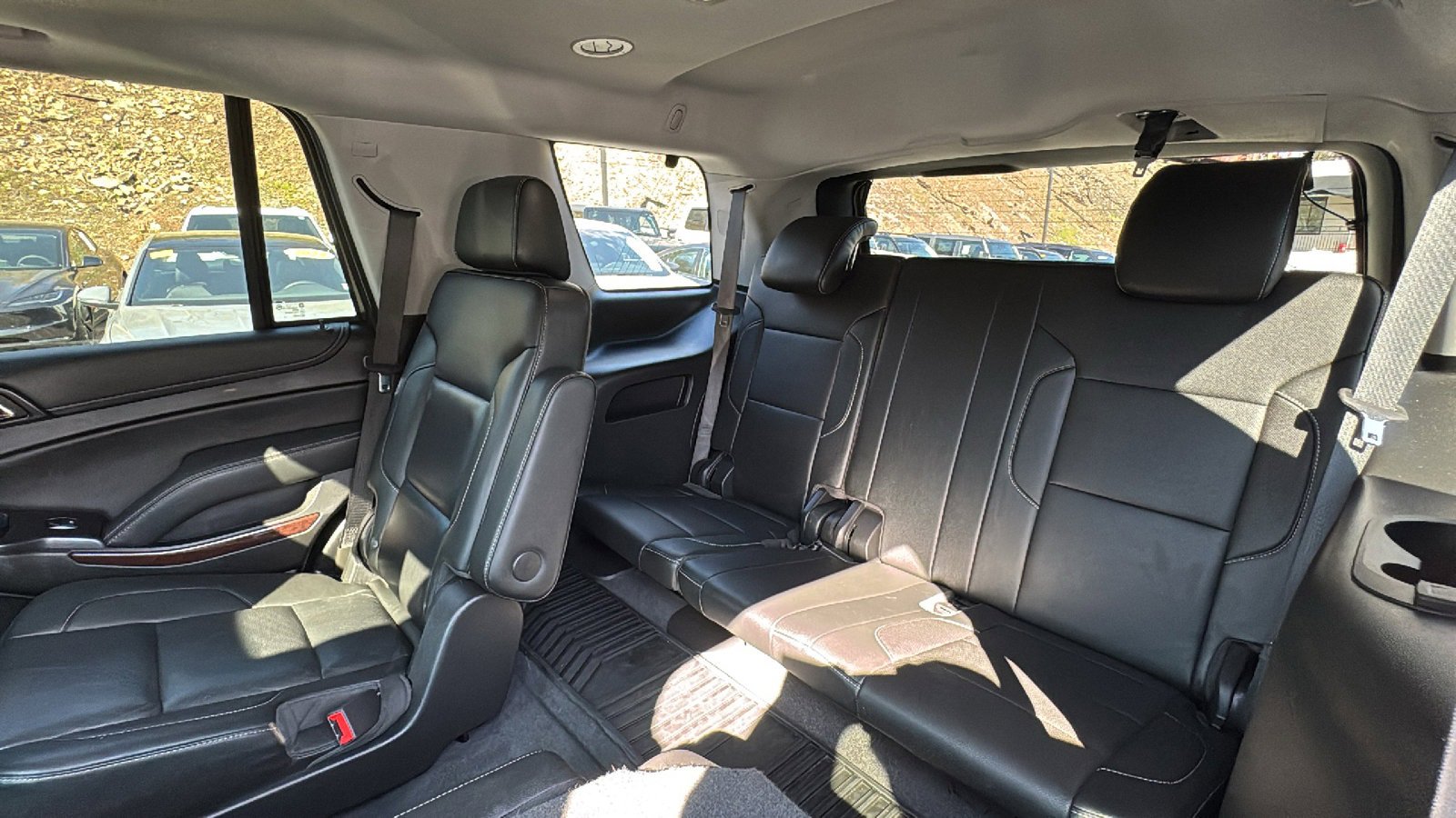 Used 2020 GMC Yukon SLT w/ Open Road Package AWD/4WD image 35