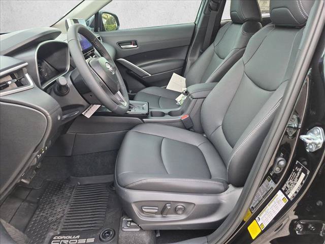 New 2026 Toyota Corolla Cross XLE w/ Convenience Package FWD image 4