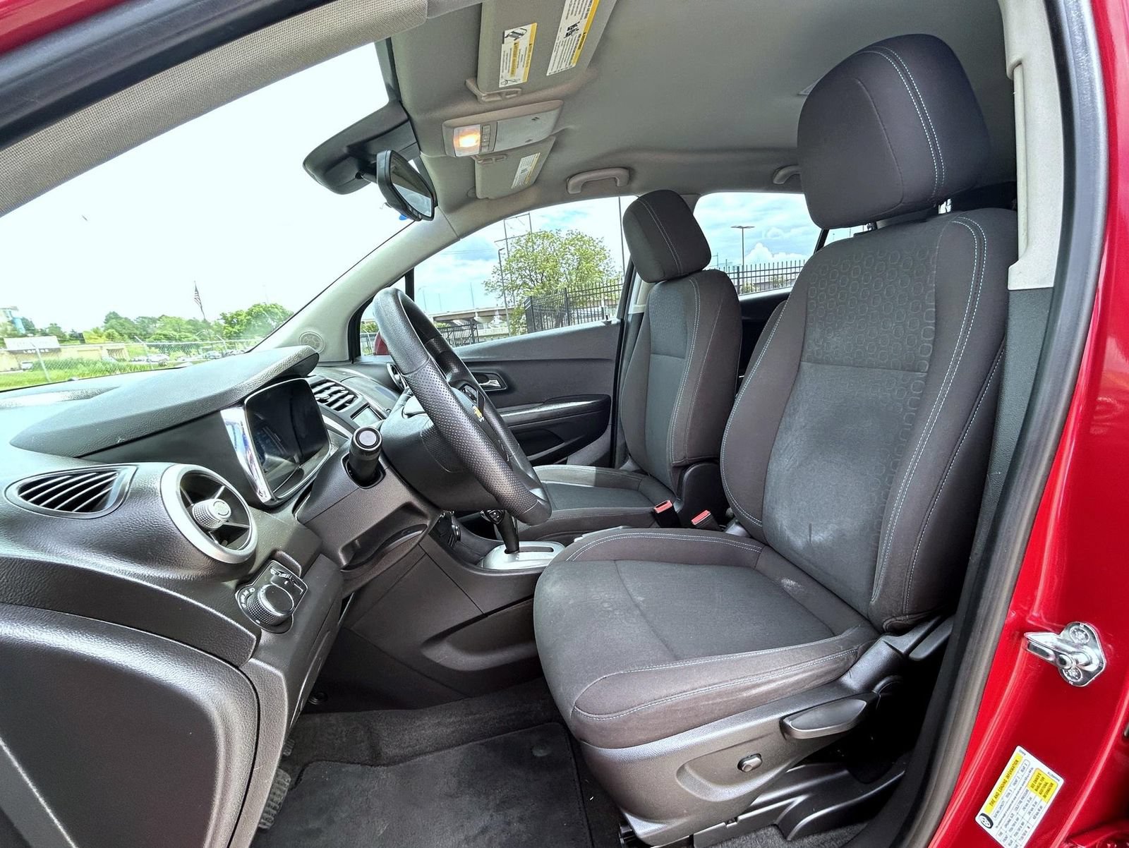 Certified 2015 Chevrolet Trax LS AWD/4WD image 10