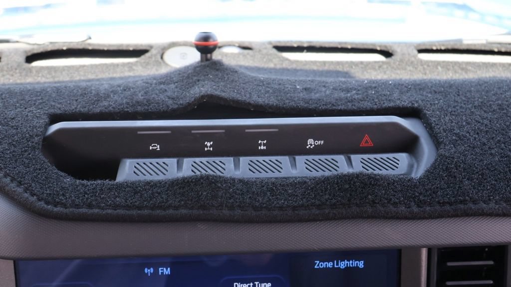 Used 2025 Ford Bronco Badlands AWD/4WD image 32