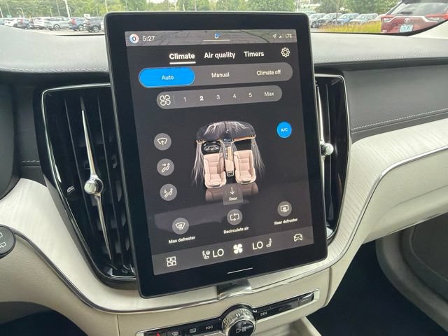 New 2027 Volvo XC60 B5 Ultra AWD/4WD image 17
