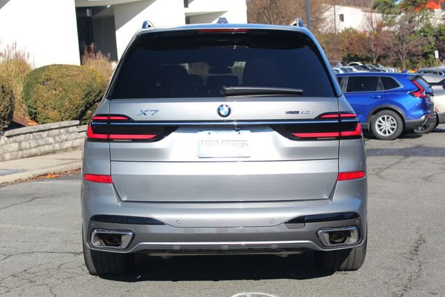 Used 2025 BMW X7 xDrive40i w/ M Sport Package image 7