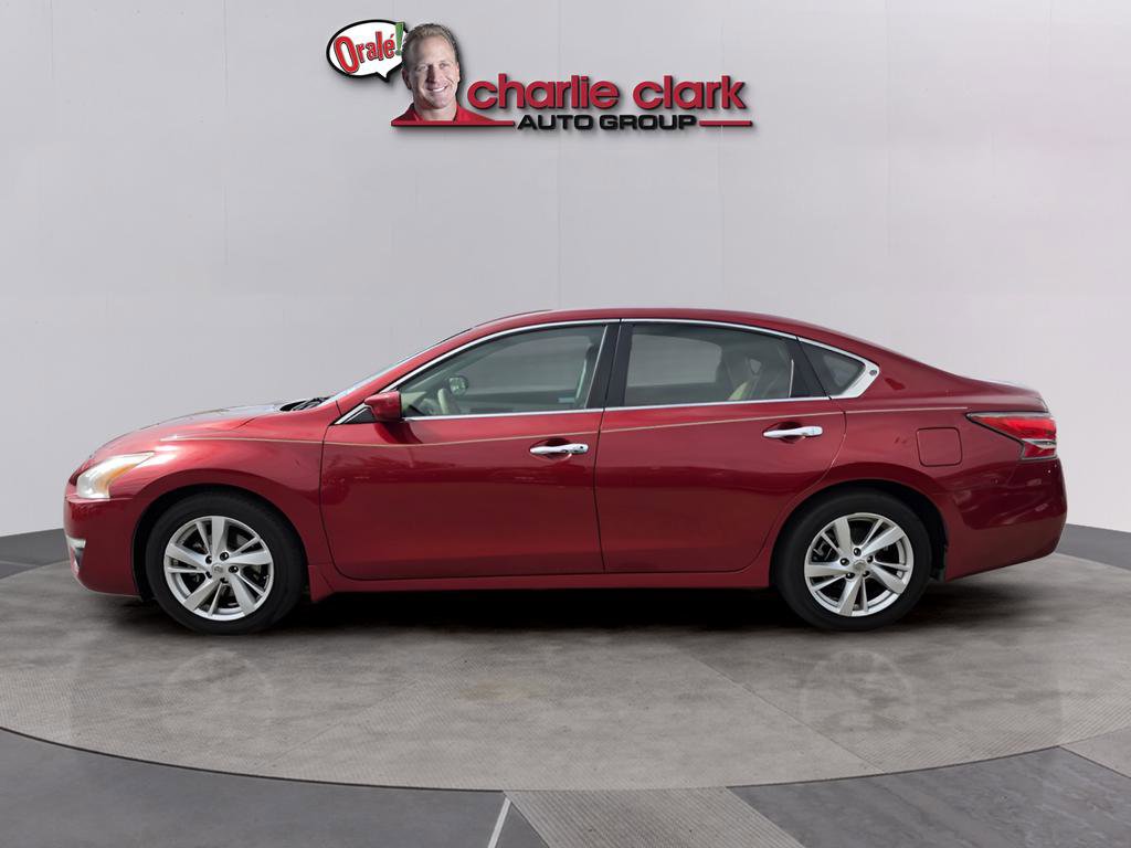 Used 2015 Nissan Altima 2.5 SV FWD image 3