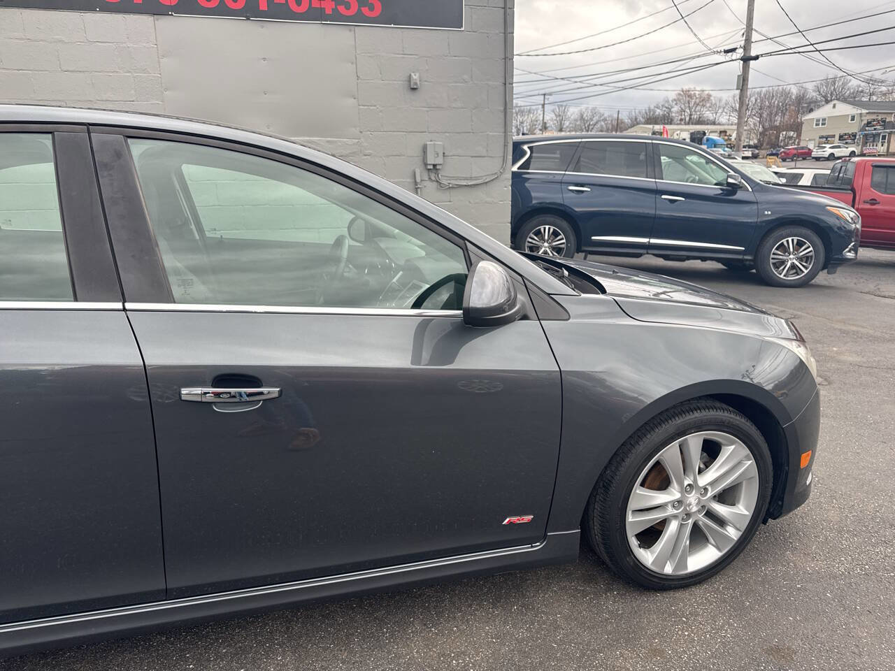 Used 2013 Chevrolet Cruze LTZ w/ Enhanced Safety Package FWD image 10