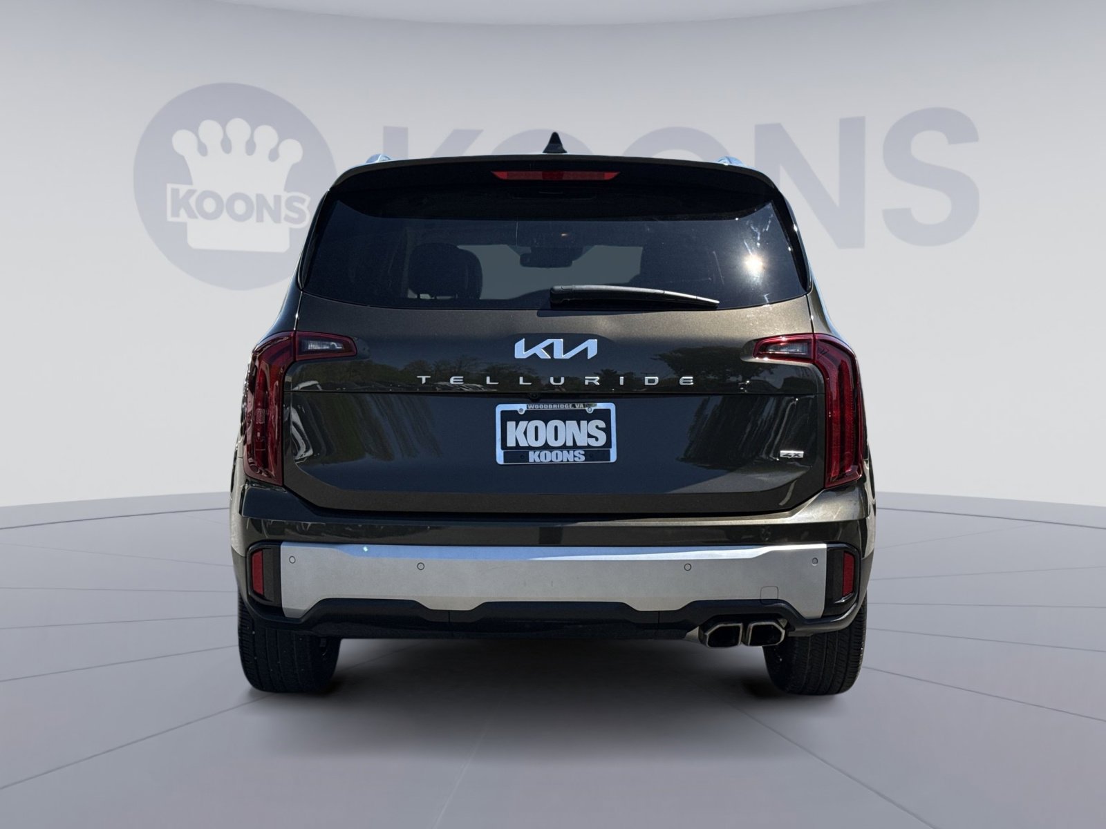 Used 2024 Kia Telluride S image 2