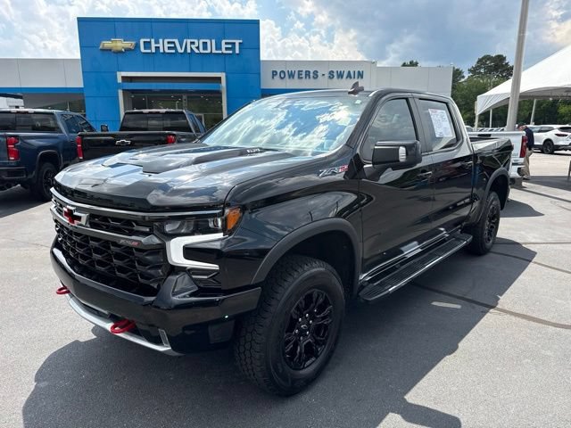 Used 2023 Chevrolet Silverado 1500 ZR2 w/ Technology Package AWD/4WD image 1