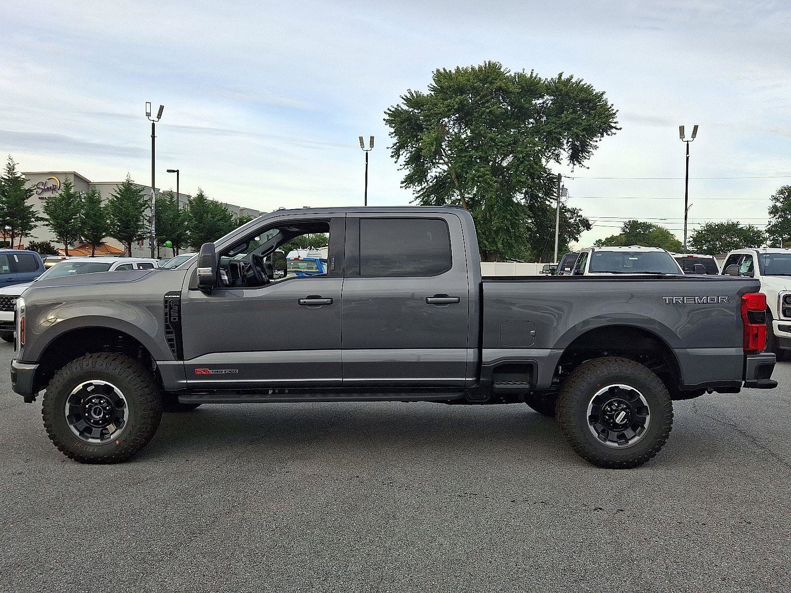 New 2026 Ford F350 Platinum w/ Tremor Off-Road Package image 5