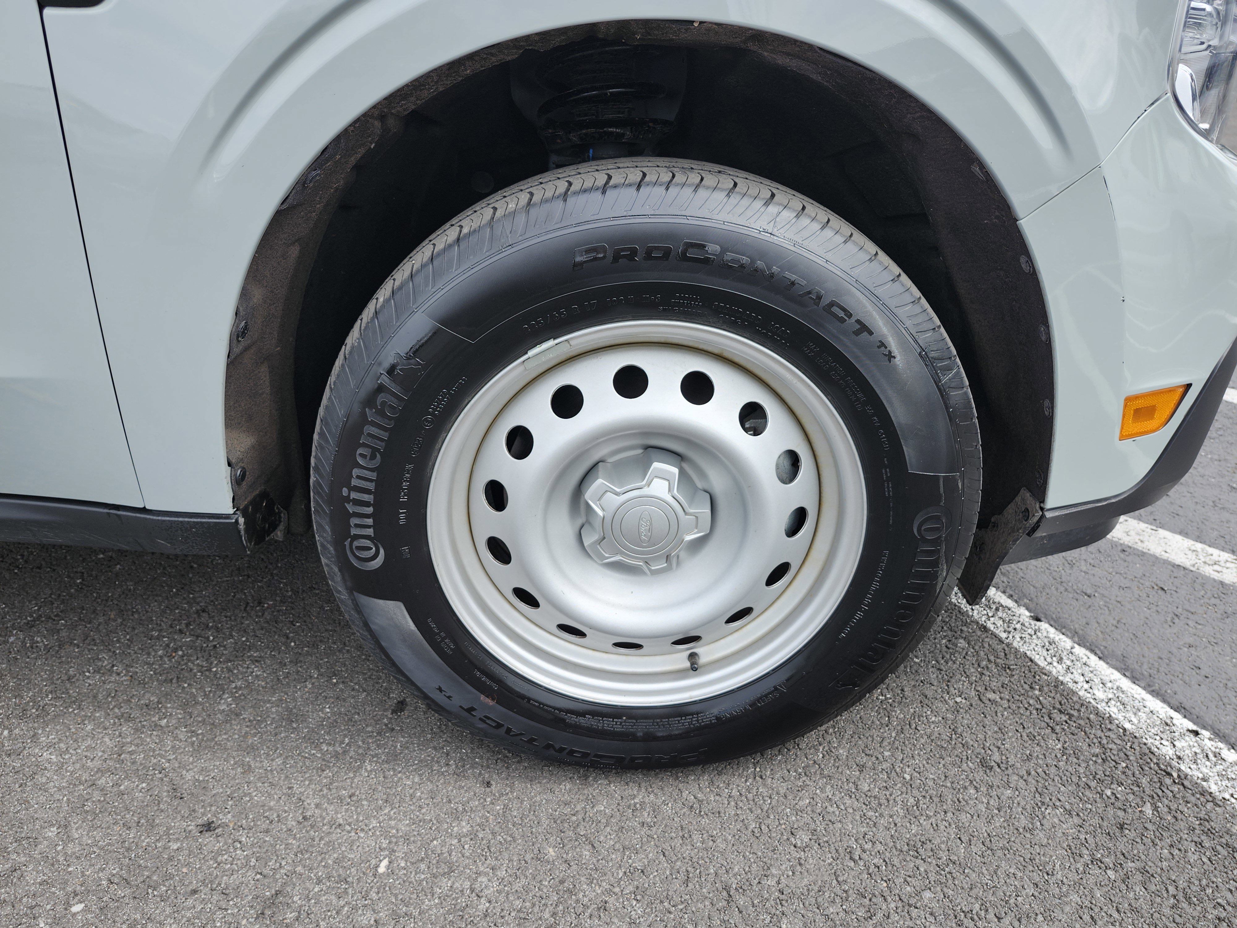 Used 2024 Ford Maverick XL image 10