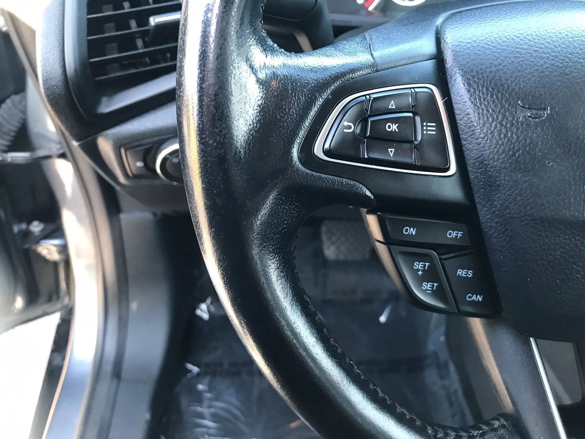 Used 2019 Ford EcoSport SE image 13