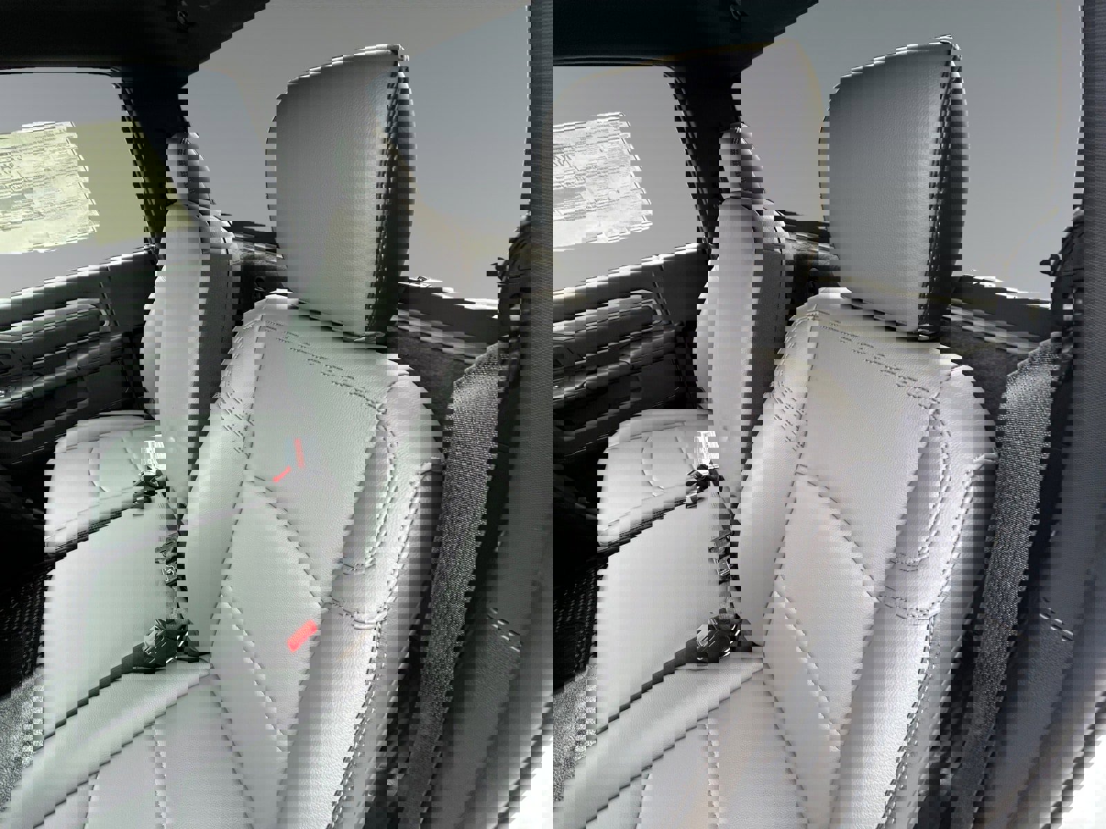 New 2026 RAM 3500 Big Horn AWD/4WD image 13