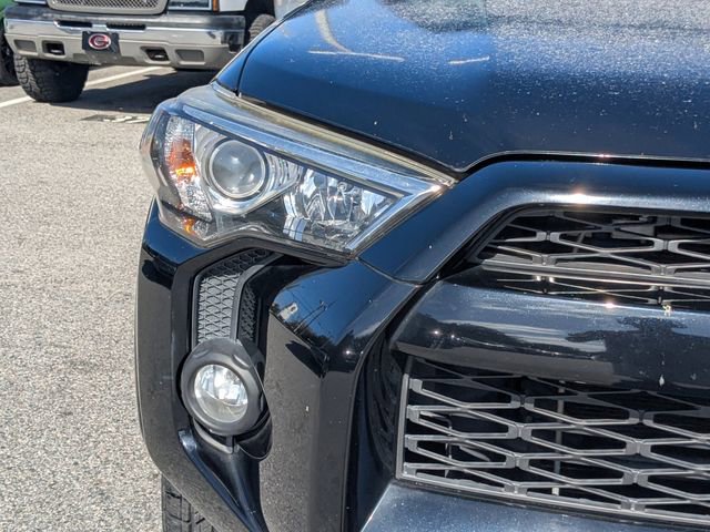 Used 2017 Toyota 4Runner SR5 Premium image 11