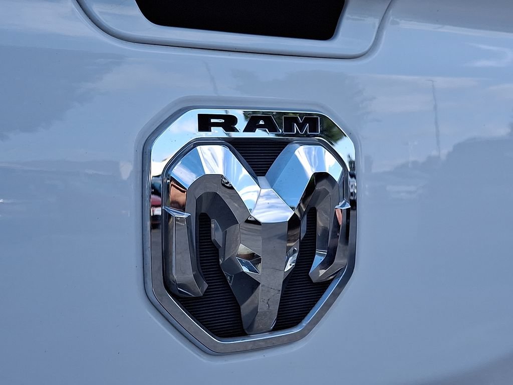 Used 2023 RAM 1500 Laramie AWD/4WD image 30