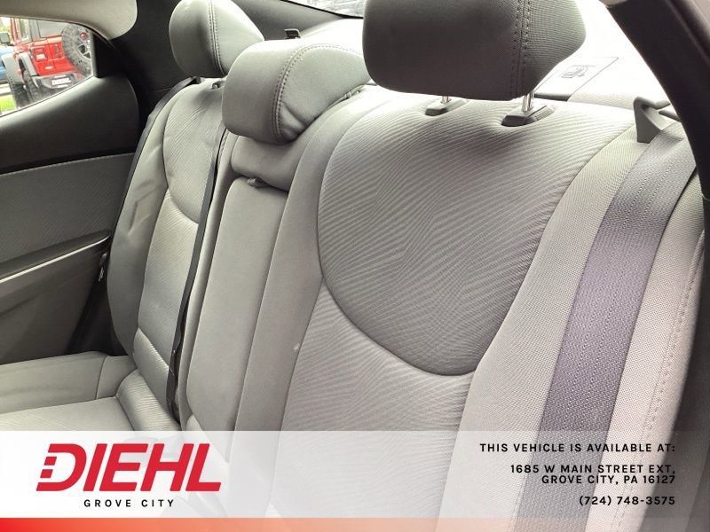 Used 2013 Hyundai Elantra GLS w/ Preferred Pkg image 12