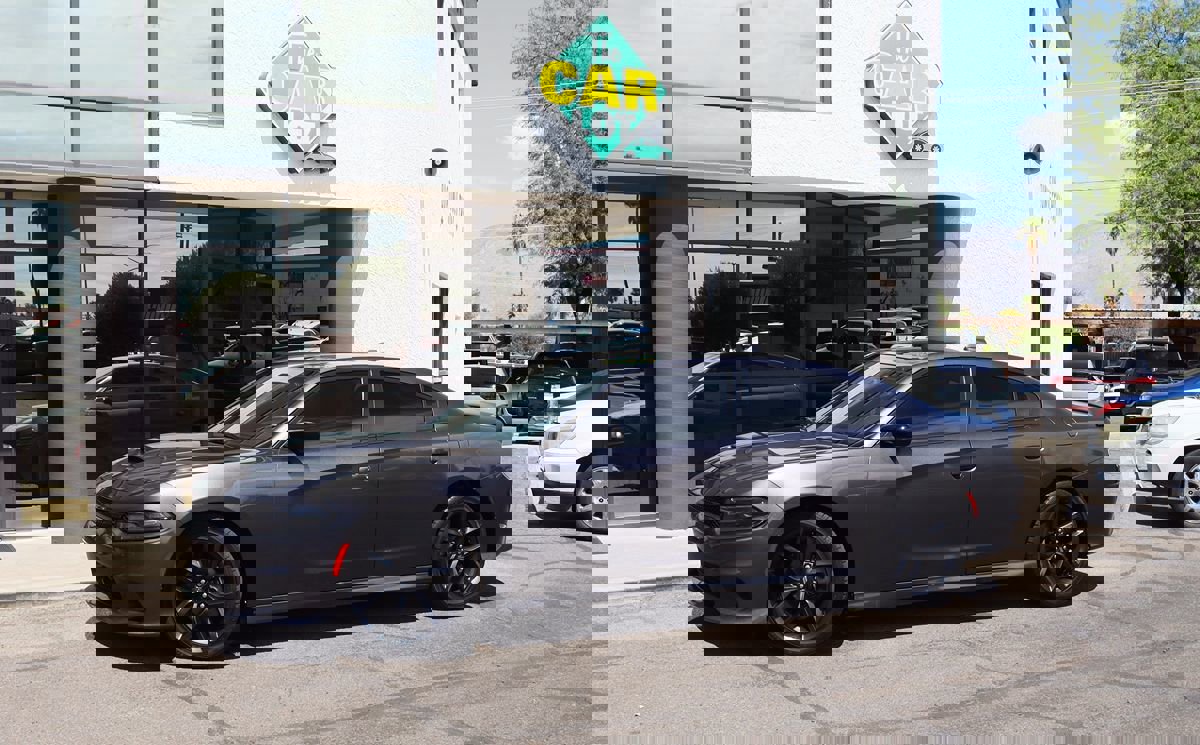 Used 2021 Dodge Charger GT w/ Blacktop Package image 4