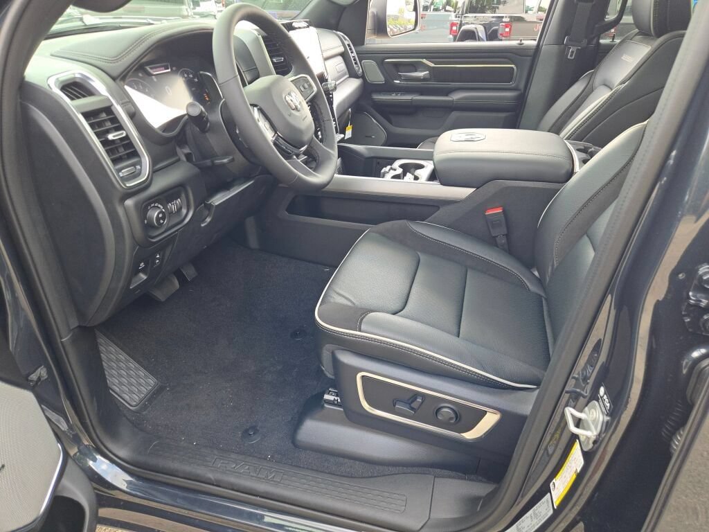 New 2027 RAM 1500 Laramie w/ Advanced Safety Group II AWD/4WD image 21