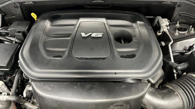 Used 2019 Jeep Grand Cherokee Laredo image 27