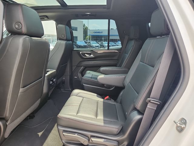 Used 2022 Chevrolet Tahoe RST w/ Luxury Package AWD/4WD image 10