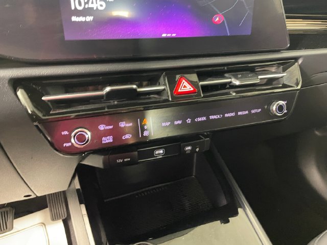 Used 2023 Kia Niro Wind w/ Wind Preserve Package FWD image 8