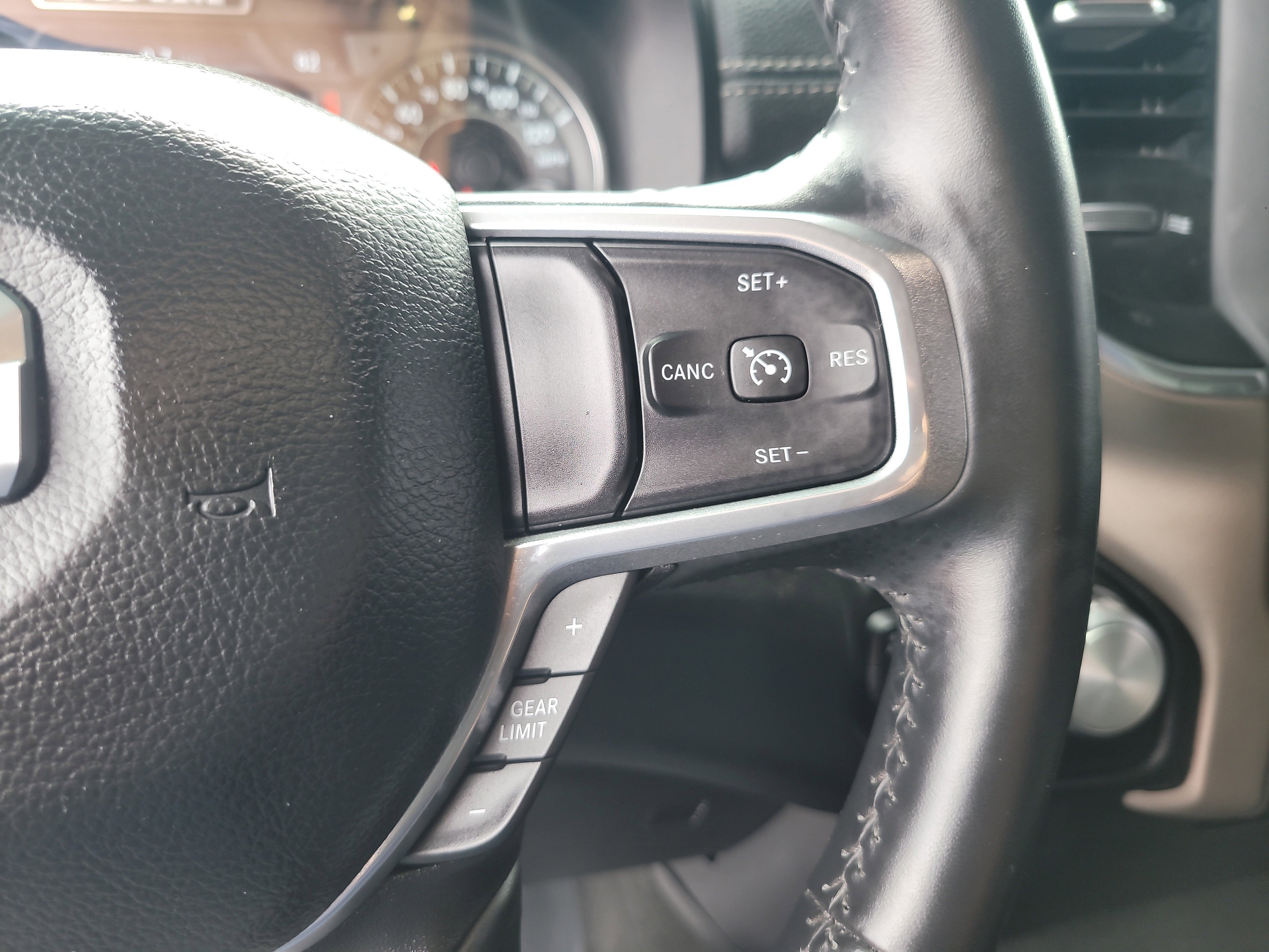 Used 2022 RAM 1500 Laramie image 27