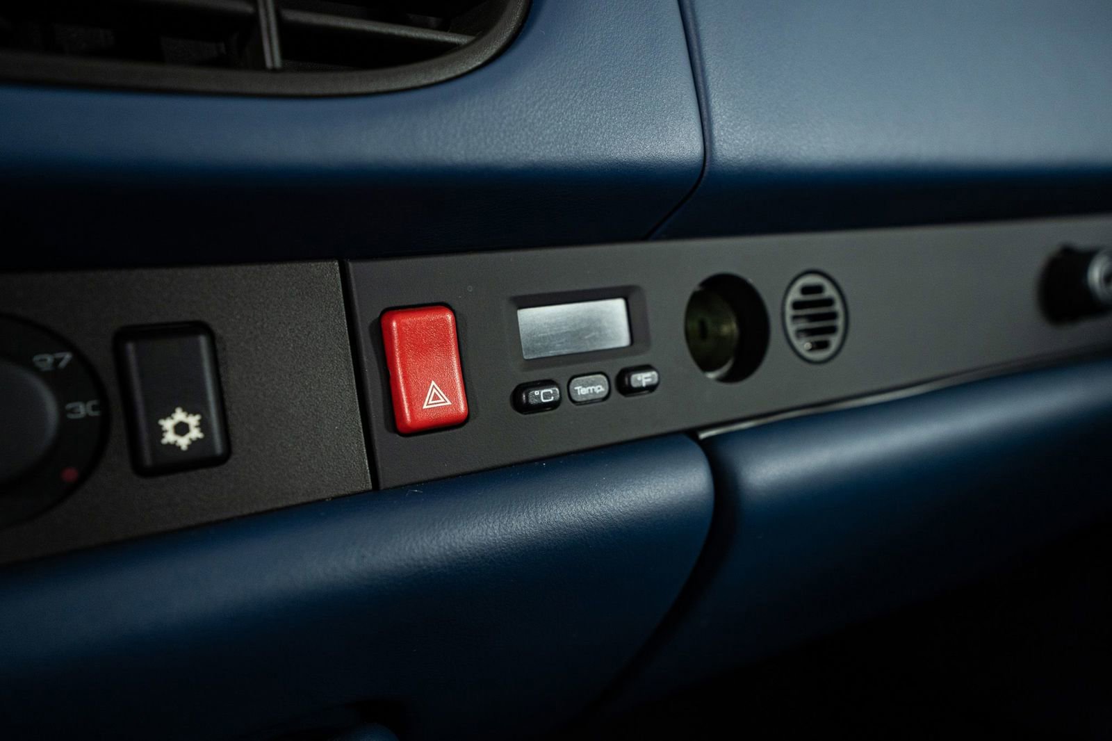 Used 1992 Porsche 968 Cabriolet image 32