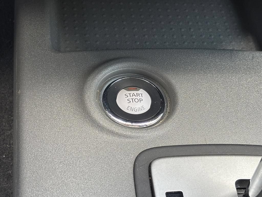 Used 2021 Nissan Frontier SV AWD/4WD image 17