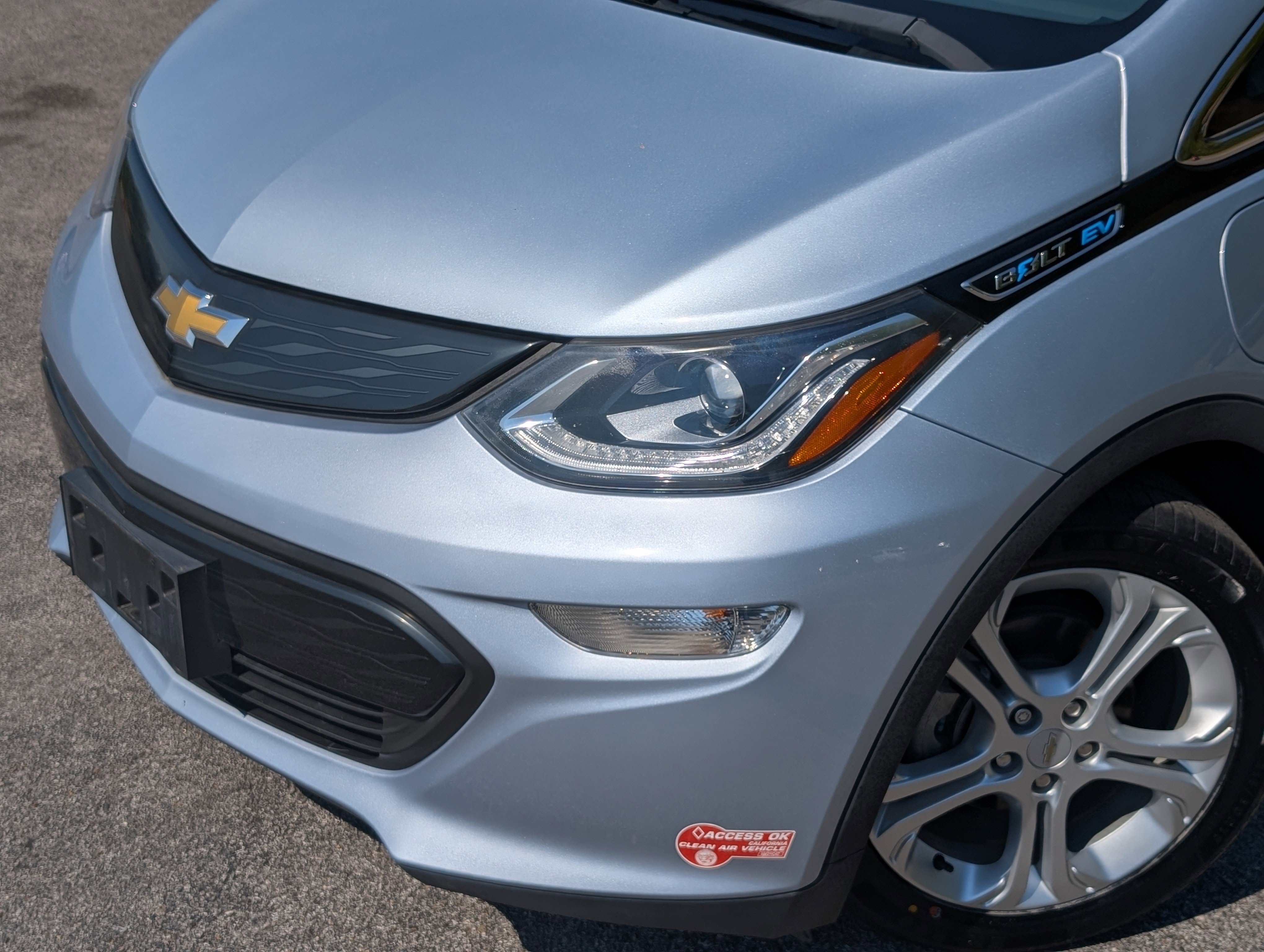Used 2017 Chevrolet Bolt LT image 13
