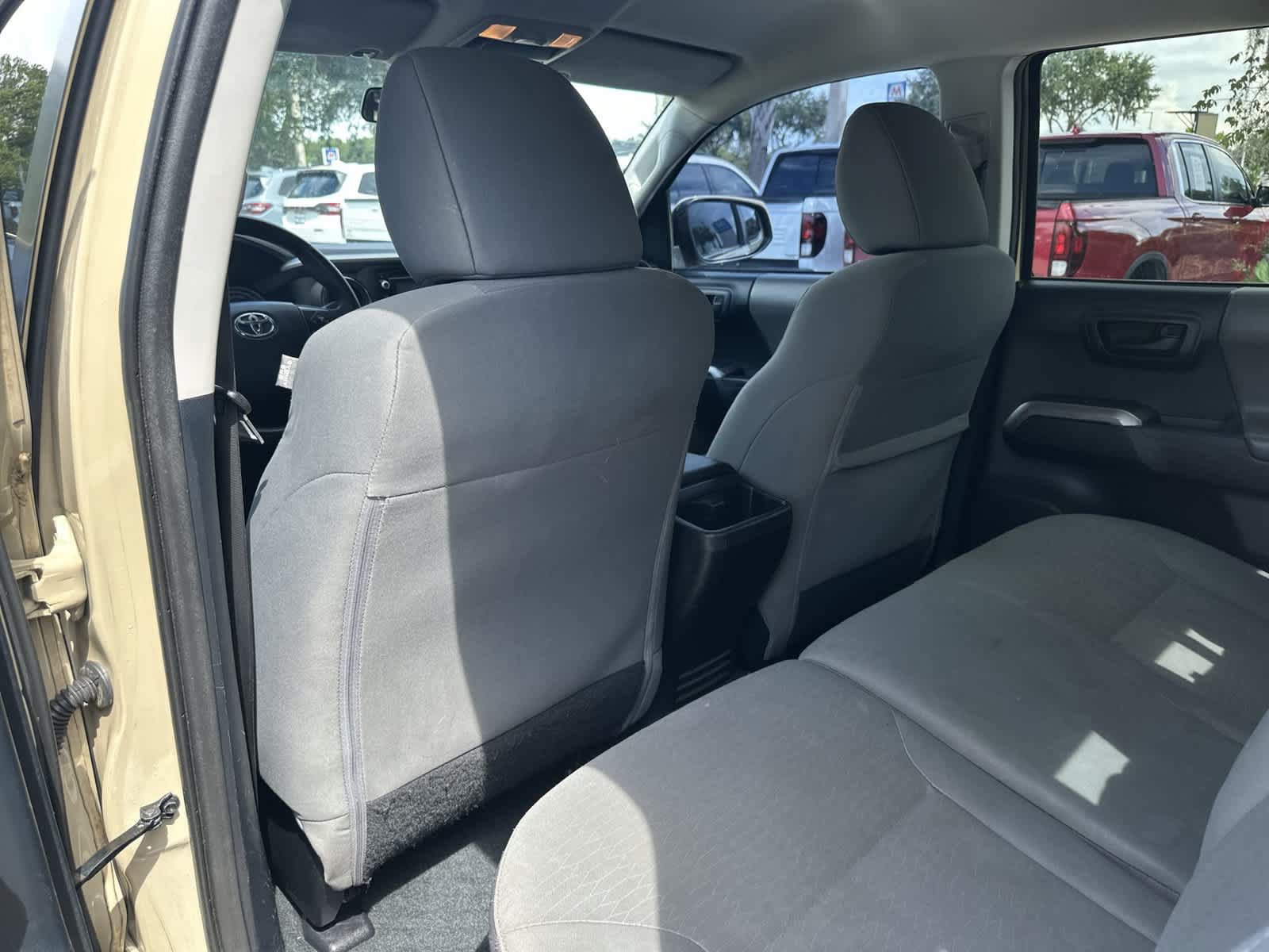 Used 2016 Toyota Tacoma SR5 w/ Towing Package RWD image 14