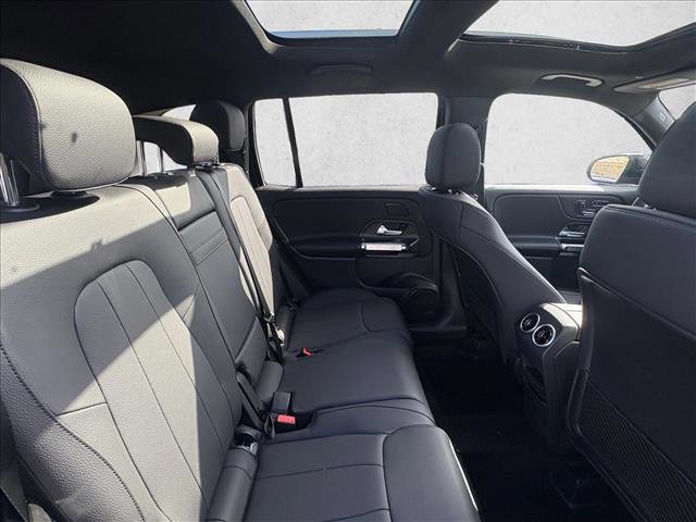 New 2026 Mercedes-Benz GLB 250 image 21