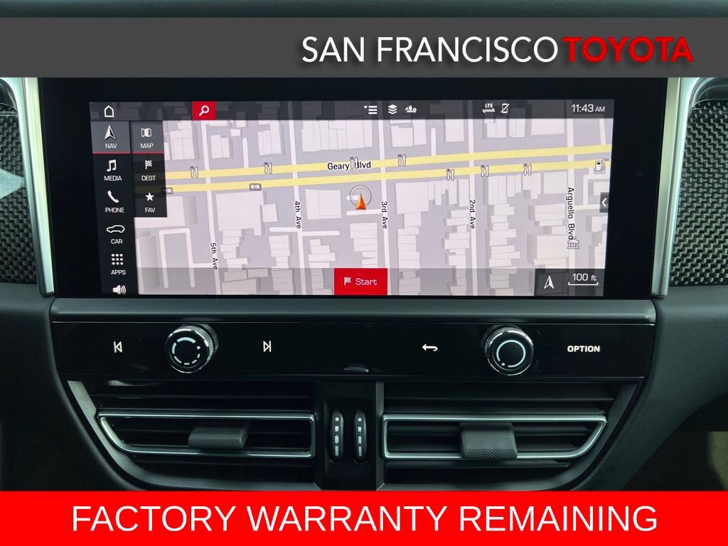 Used 2024 Porsche Macan GTS image 31