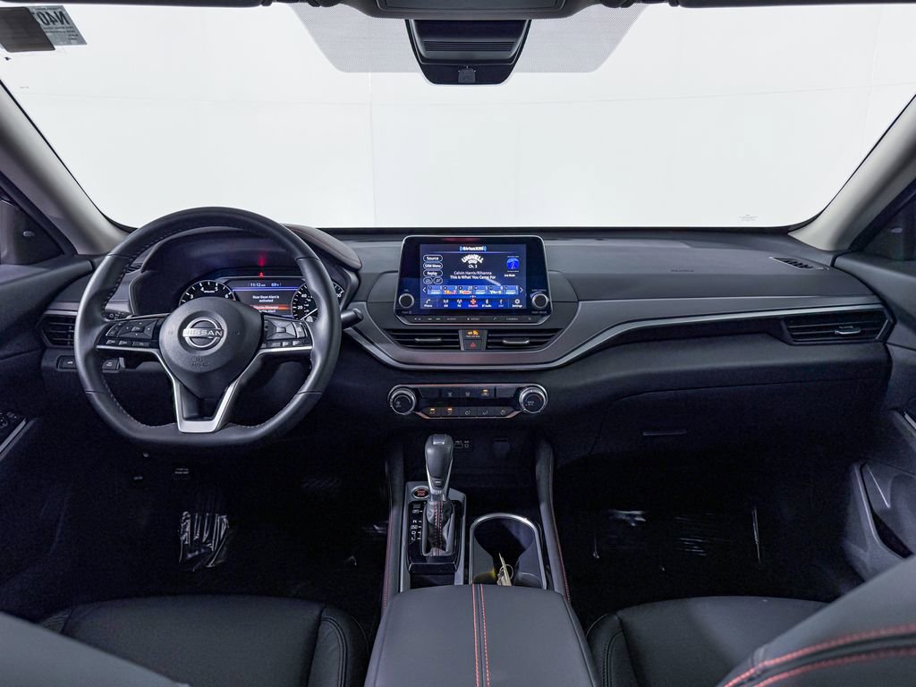 Certified 2024 Nissan Altima 2.5 SR image 14