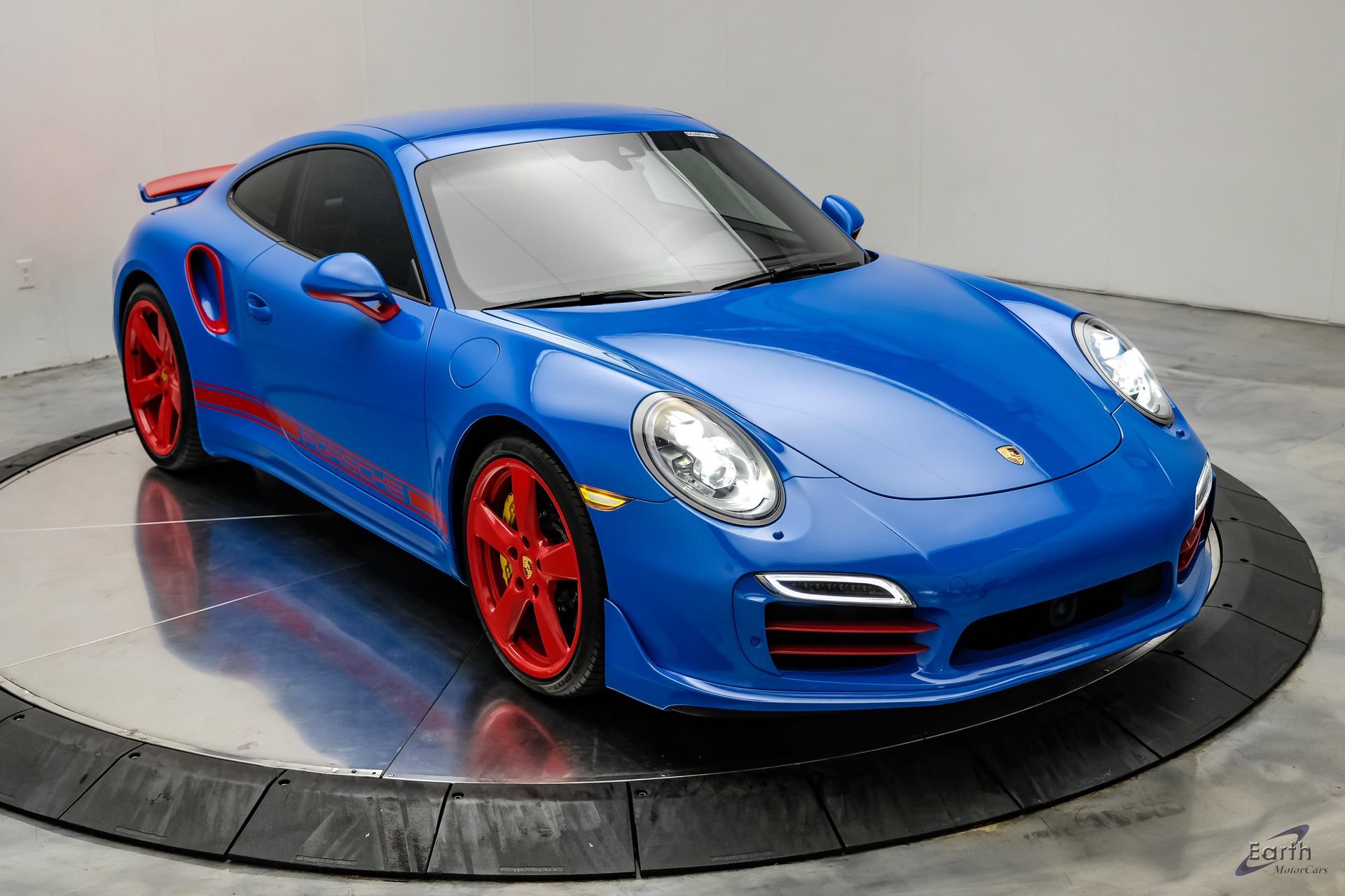 Used 2016 Porsche 911 Turbo S AWD/4WD image 30