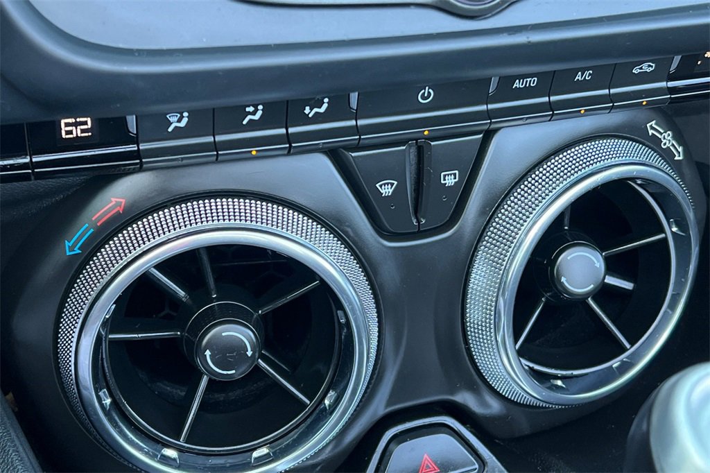 Used 2023 Chevrolet Camaro LT image 23