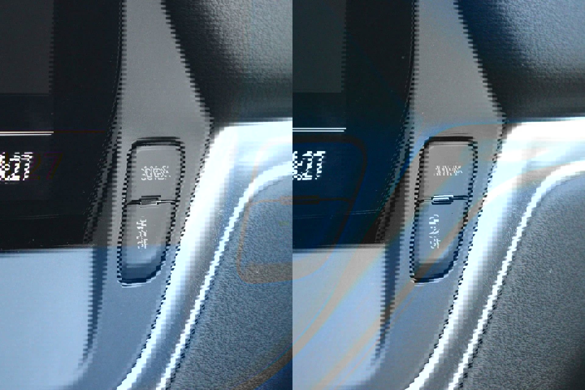 Used 2024 Chevrolet Blazer LT w/ Convenience Package image 40